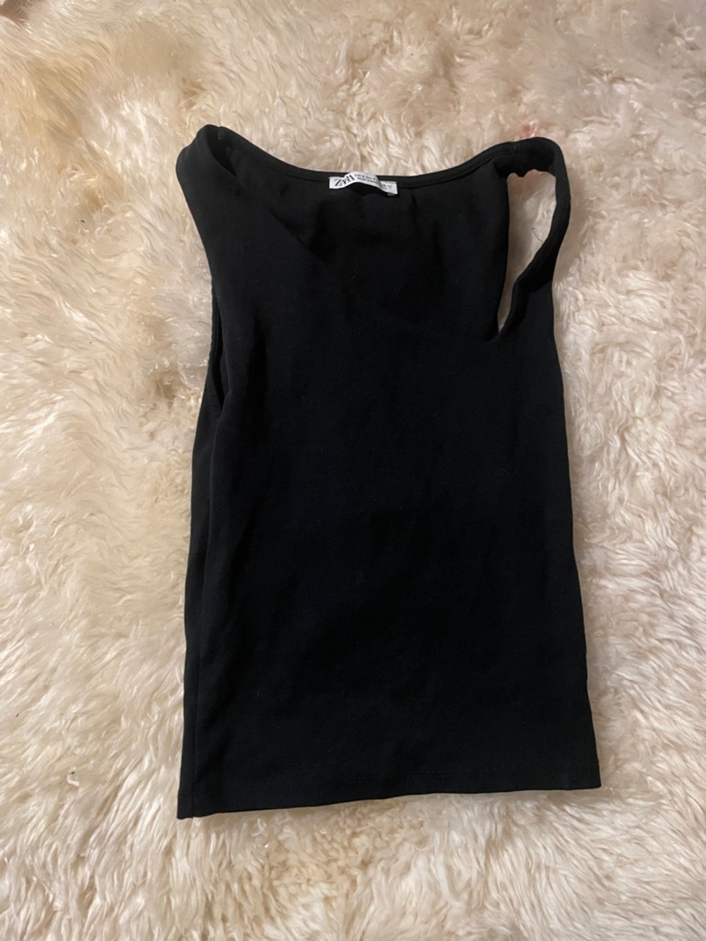 Zara Black Asymmetric One-Shoulder Tank
